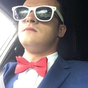 Meet your Posher, Nicholas